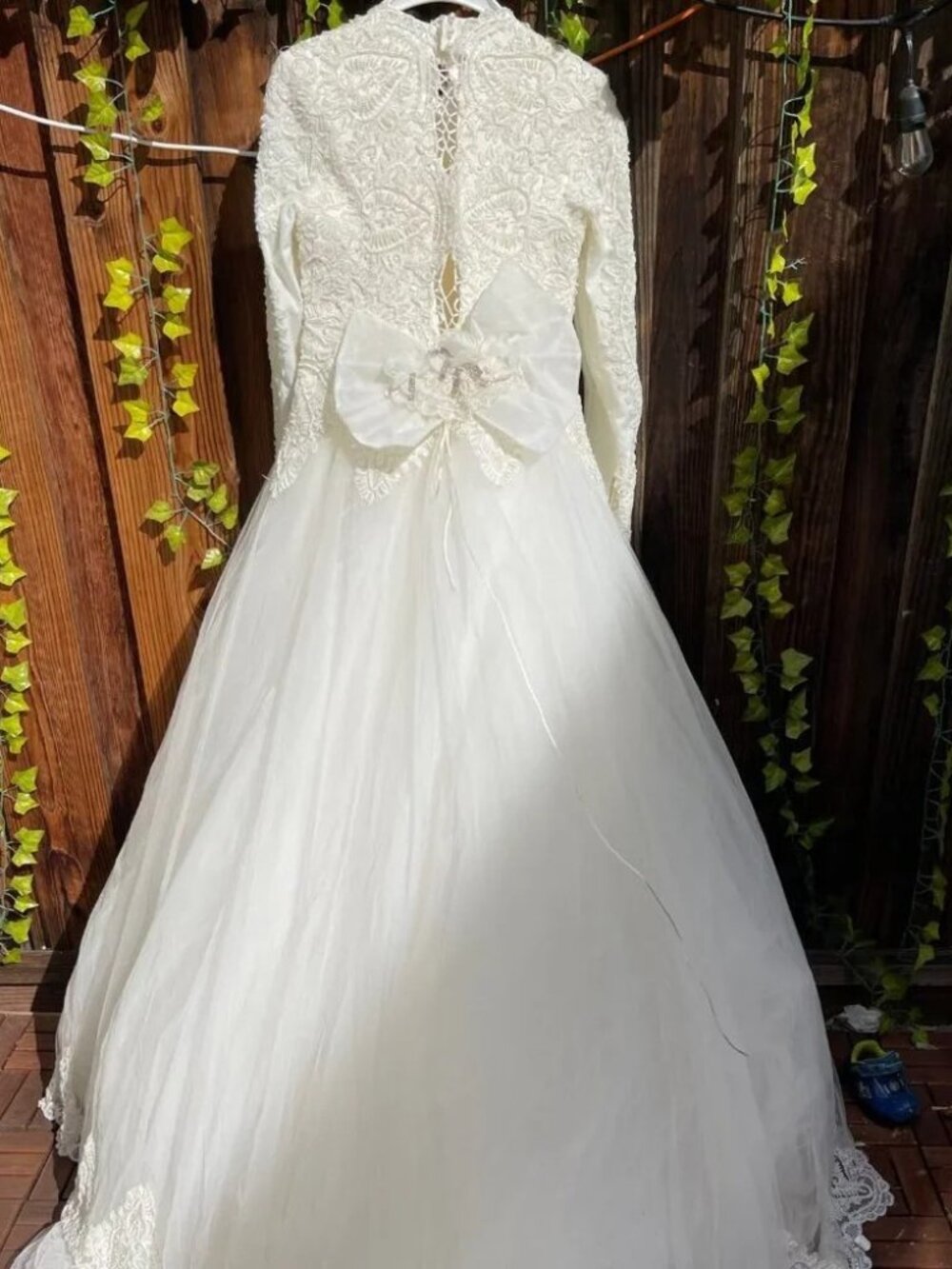 WEDDING DRESS LONG SLEEVE